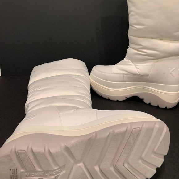 WHITE Michael Kors Gamma Cold Weather Tall Boots retail $225 - Picture 5 of 8